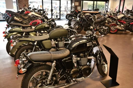 BevanTriumph54.JPG